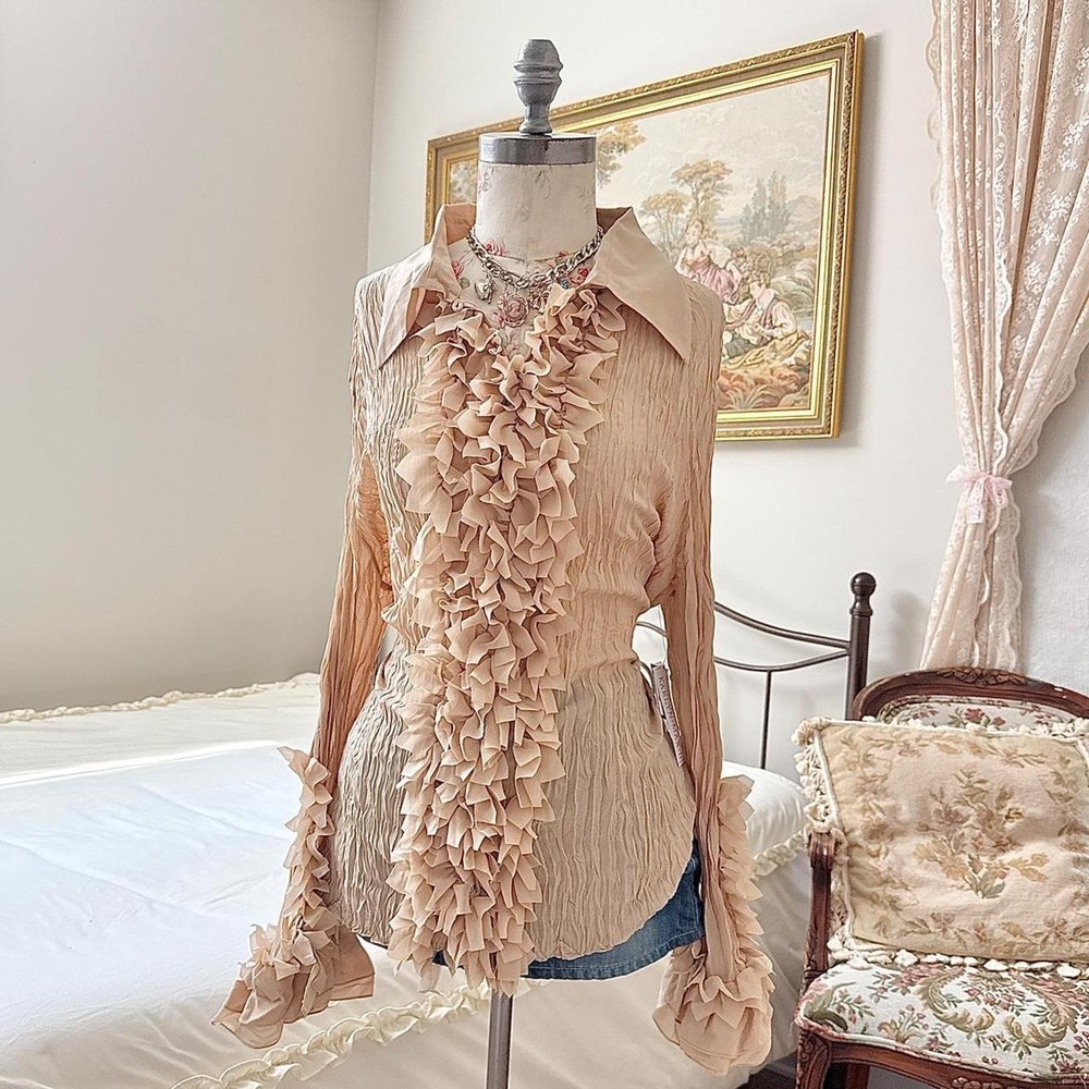 Ruffle fairy top  Y2K Kaelyn size 1X tan  top with dramatic layered ruffles
